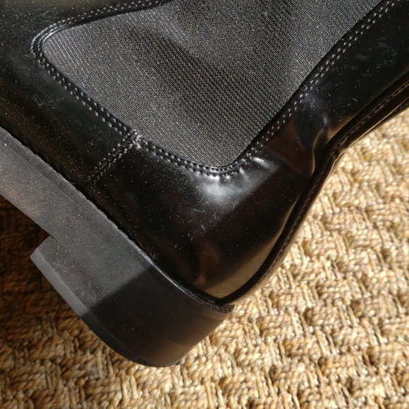 Jeffrey Campbell Pointed Toe Leather Chelsea Boot - Picture 6 of 8